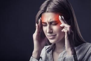 偏頭痛不定期就發作，除了吃藥還有什麼舒緩方式？